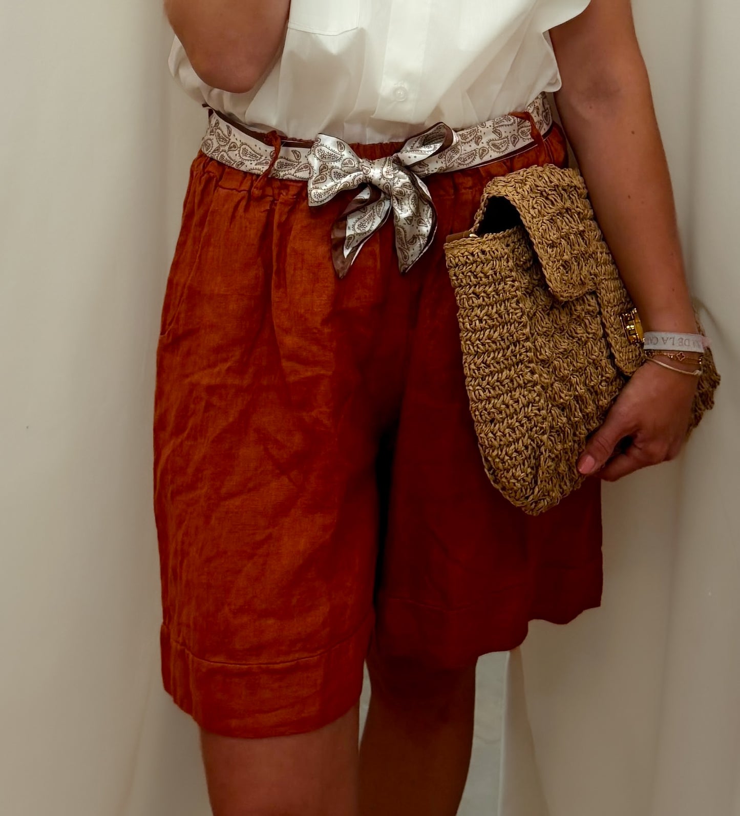 Alison Linnen Short