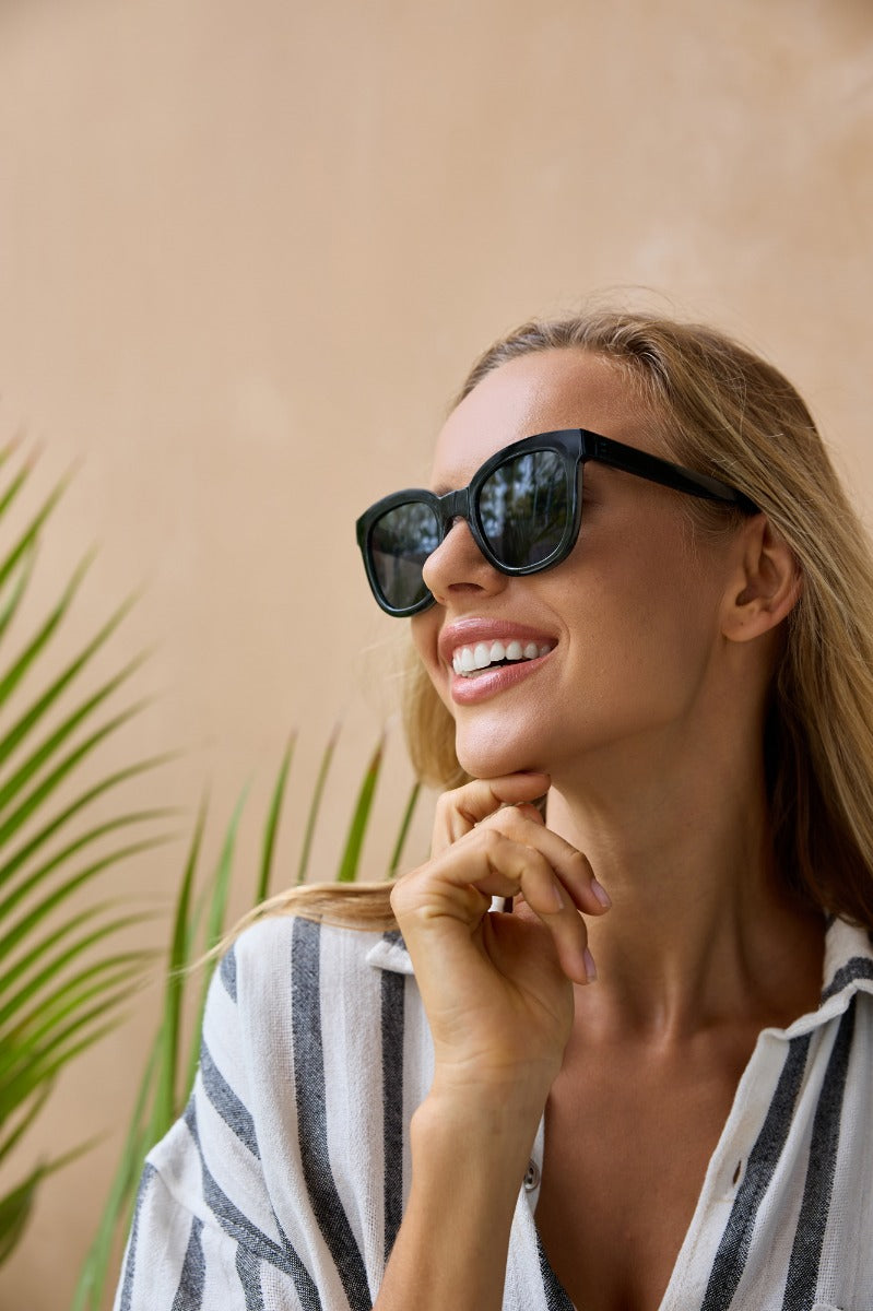 Classic Sunnies