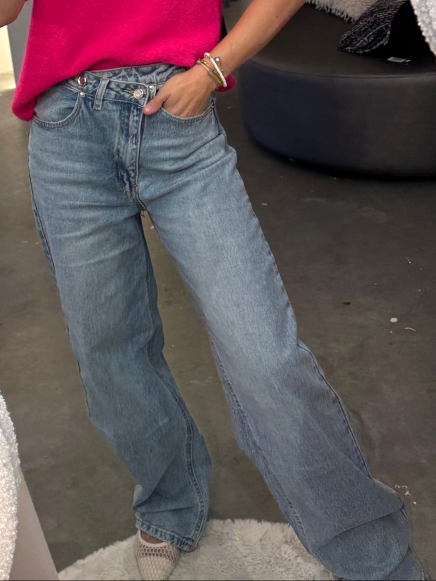 Denim Schuin knoop detail