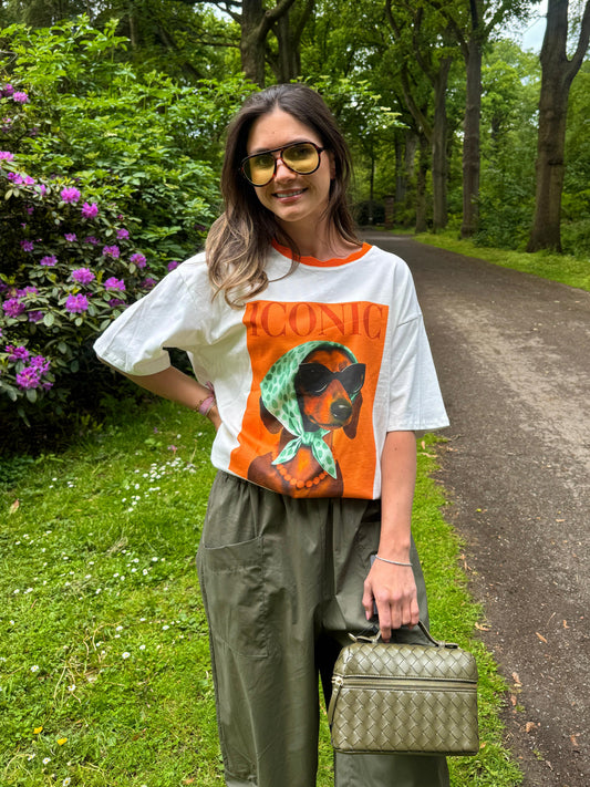 Iconic Pup Tee | Oranje