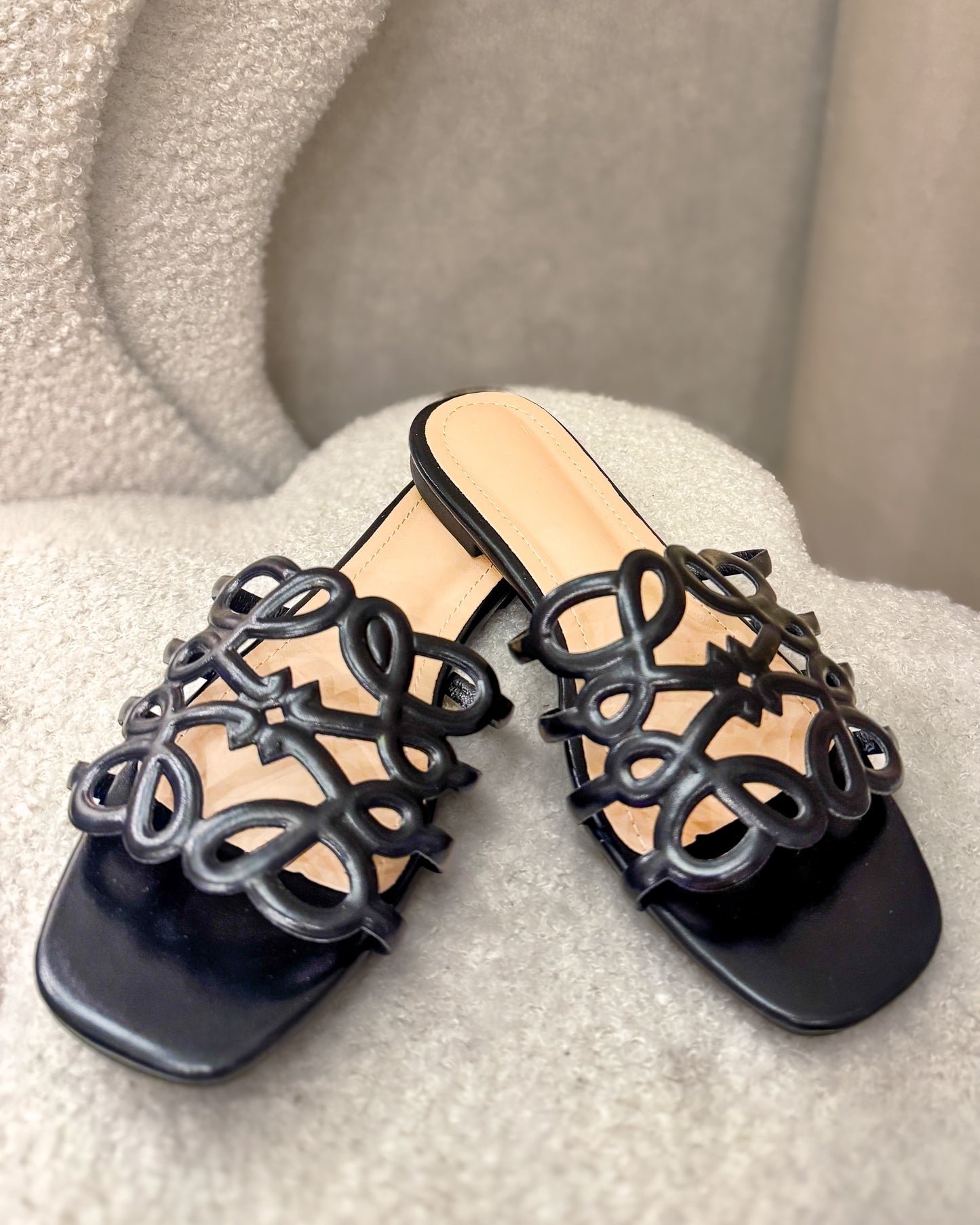 Élise Noir Sandalen
